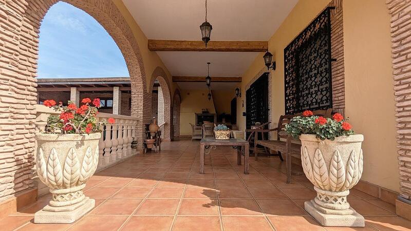 4 Cuarto Villa en venta