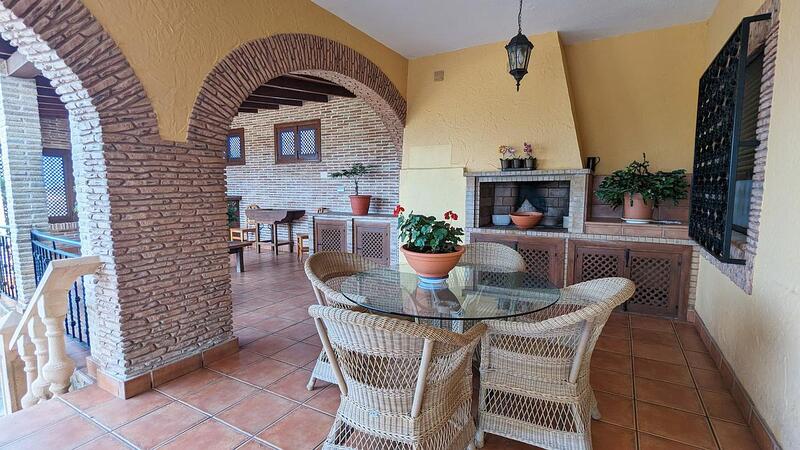 4 Cuarto Villa en venta