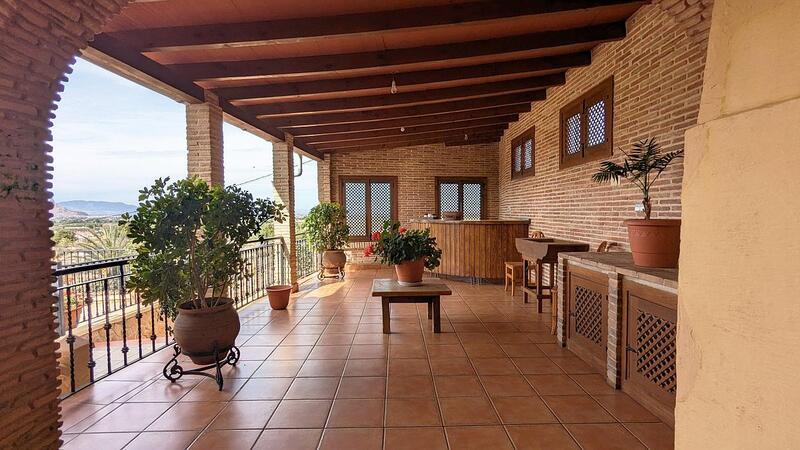 4 Cuarto Villa en venta