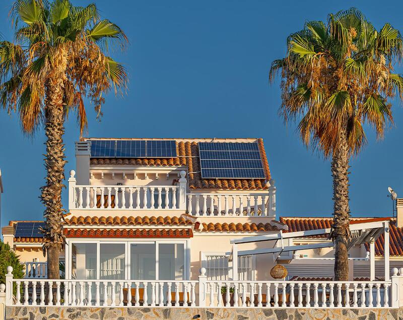 Villa til salg i Torrevieja, Alicante