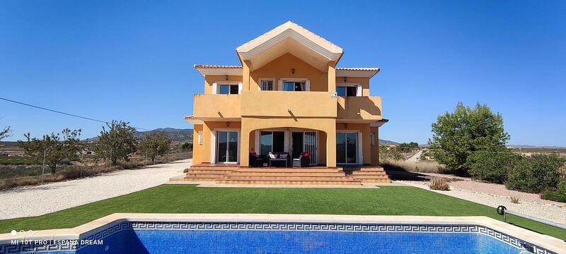 Villa zu verkaufen in Pinoso, Alicante