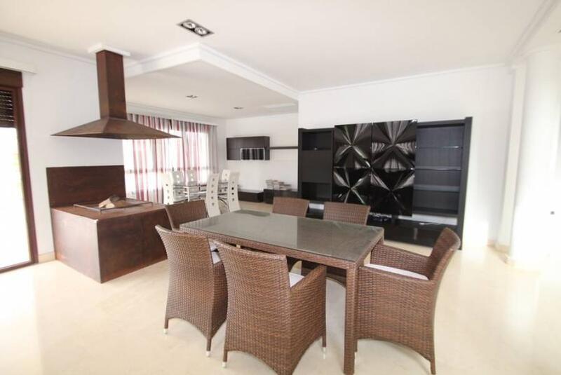 5 bedroom Villa for sale