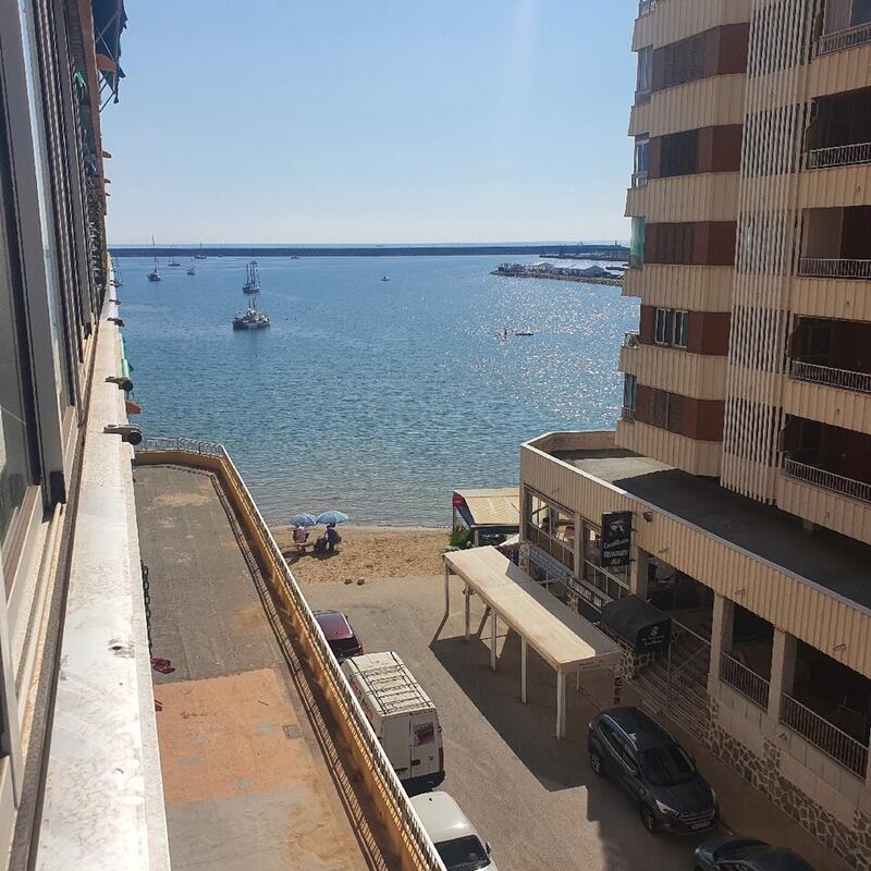 Apartamento en venta en Torrevieja, Alicante