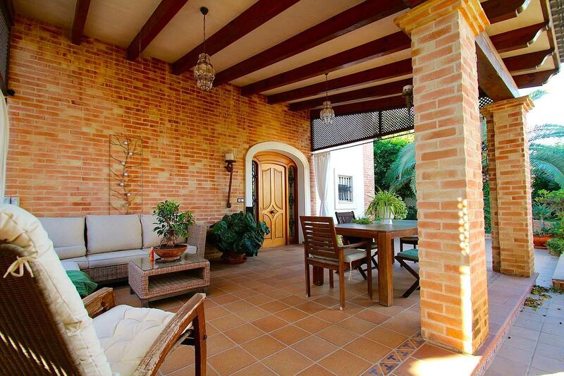 6 Cuarto Villa en venta