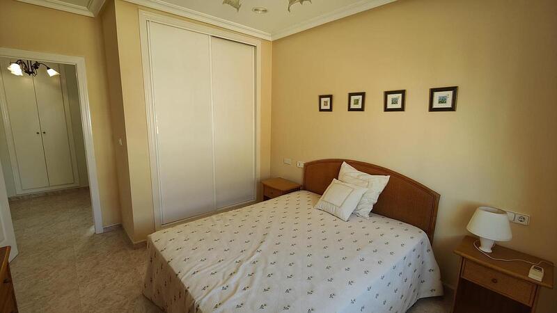 4 Cuarto Villa en venta