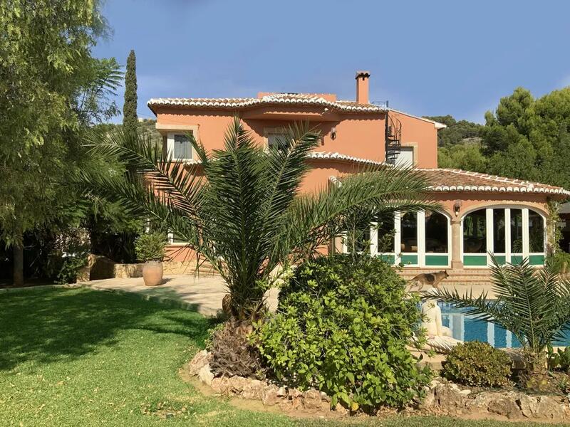 Villa for sale in Javea, Alicante