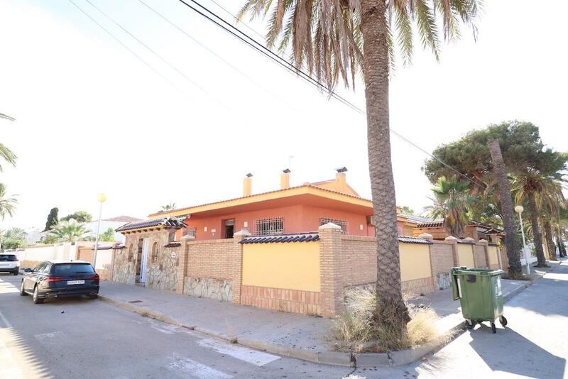 5 Cuarto Villa en venta