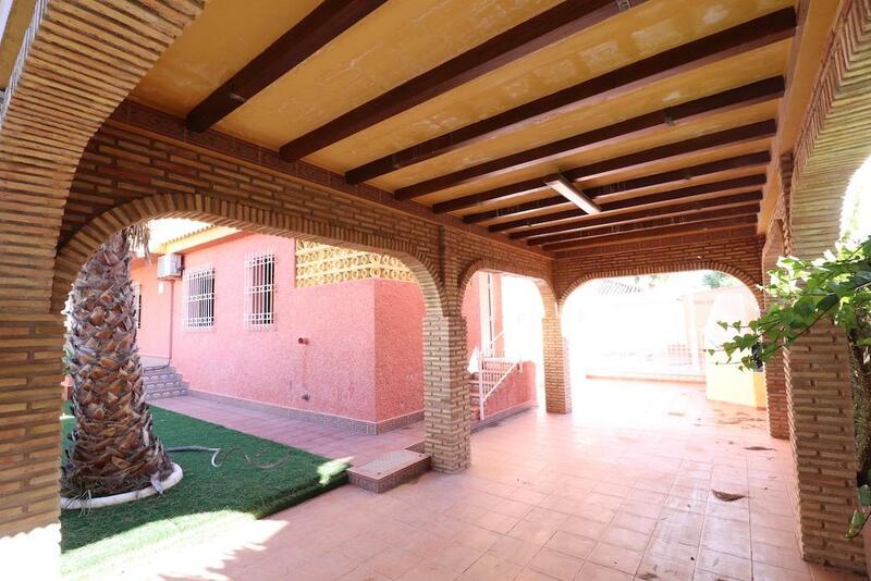 5 Cuarto Villa en venta