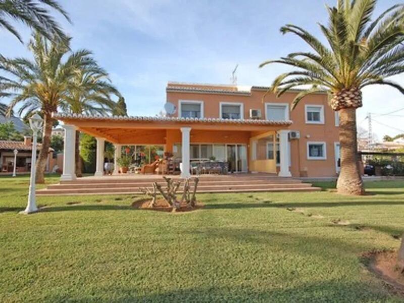 Villa till salu i Javea, Alicante