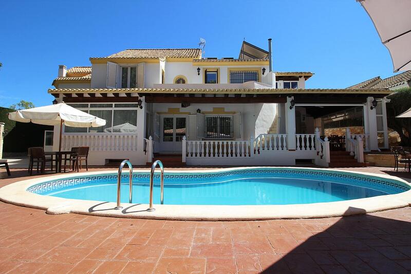 5 bedroom Villa for sale