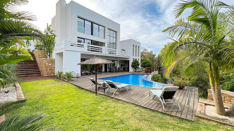 4 bedroom Villa for sale