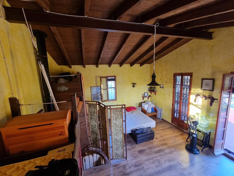 1 bedroom Country House for sale