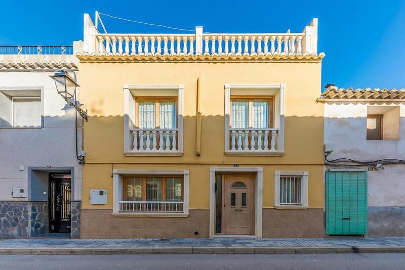 Stadthaus zu verkaufen in Sax, Alicante