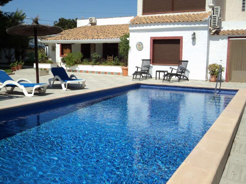 Villa à vendre dans Cabo Roig, Alicante