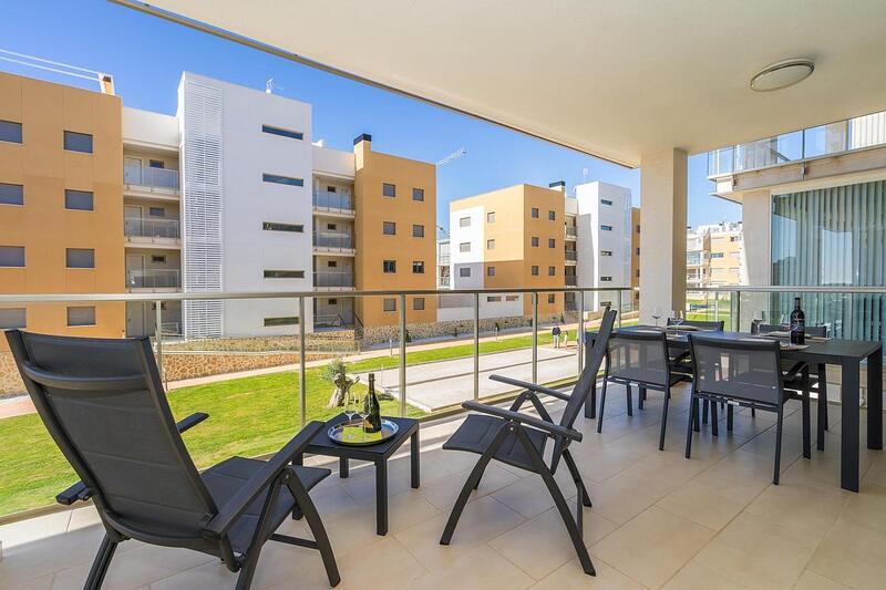 Appartement Te koop in Villamartin, Alicante