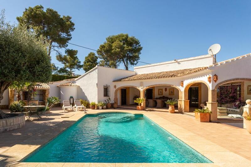 Villa till salu i Javea, Alicante