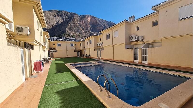 Maison de Ville à vendre dans Orihuela, Alicante