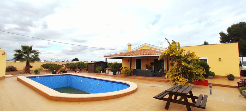 3 bedroom Country House for sale