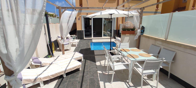 Villa en venta en Orihuela Costa, Alicante