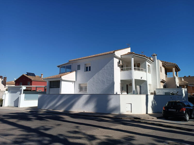 Gezinswoning Te koop in San Javier, Murcia