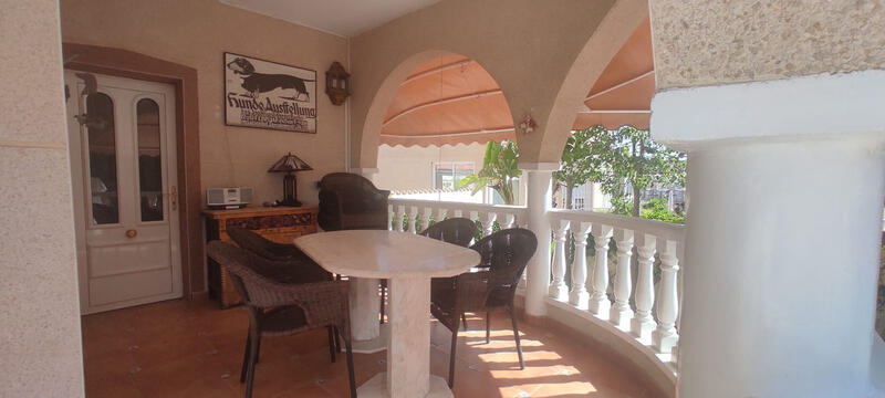 4 Cuarto Villa en venta