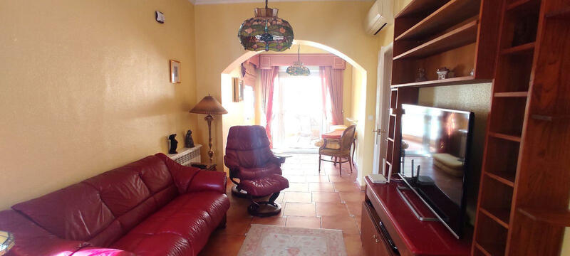 4 Cuarto Villa en venta