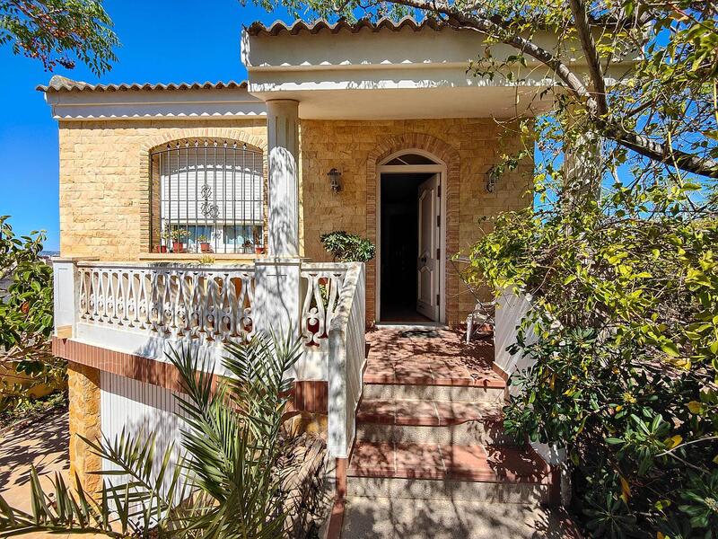 2 Cuarto Villa en venta