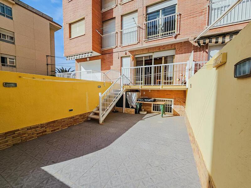 Adosado en venta en Guardamar del Segura, Alicante