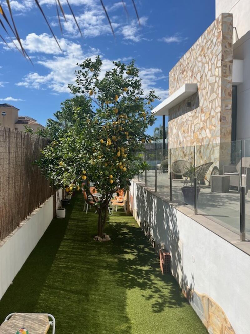 3 Cuarto Villa en venta