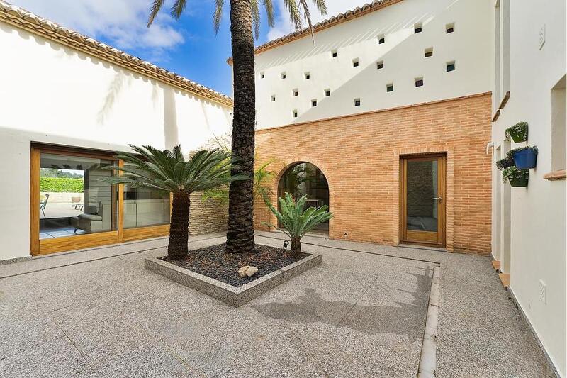 4 Cuarto Villa en venta