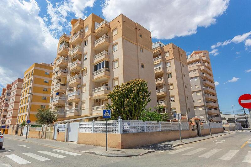 Byhus til salg i Torrevieja, Alicante