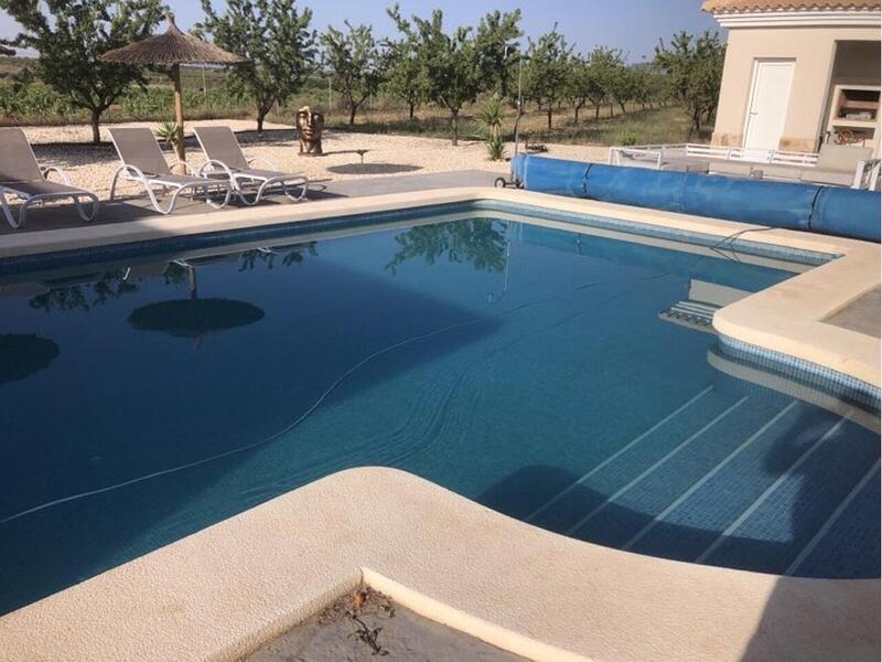 5 bedroom Villa for sale