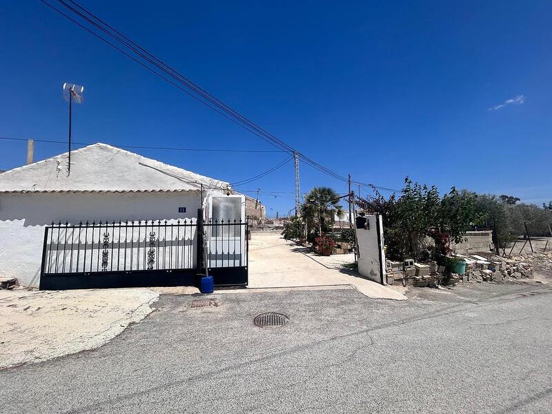 Villa à vendre dans Orihuela, Alicante