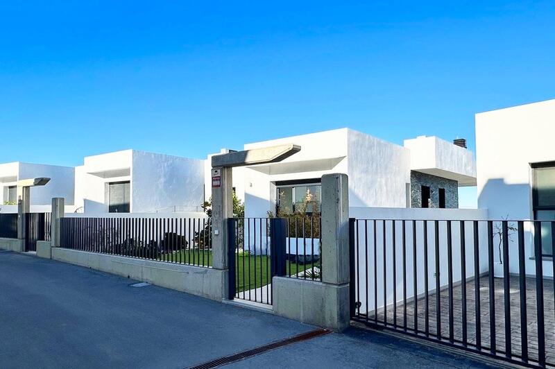 3 Cuarto Villa en venta