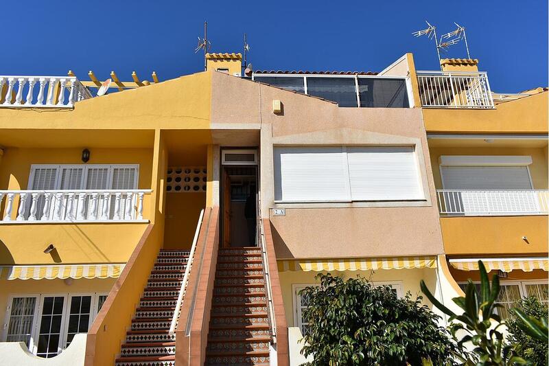 Townhouse for sale in Mar Azul, Alicante