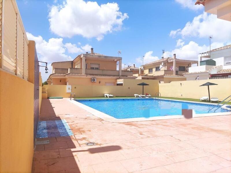 Townhouse for sale in Torre Pacheco, Murcia