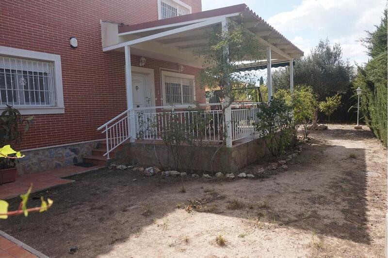 3 Cuarto Villa en venta