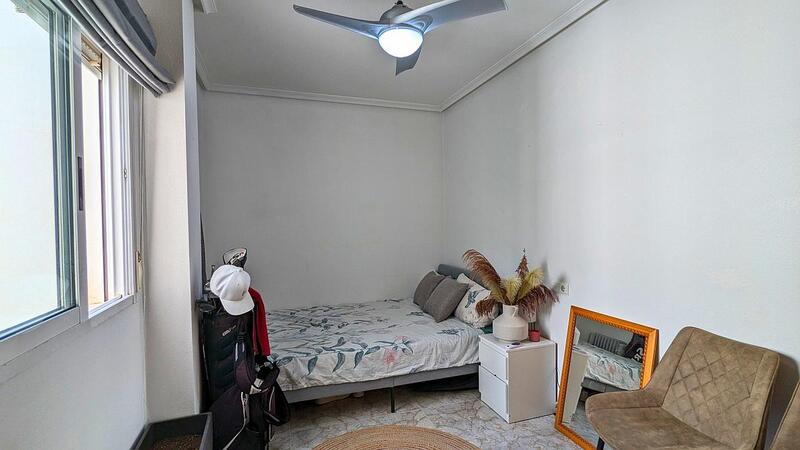 2 slaapkamer Appartement Te koop