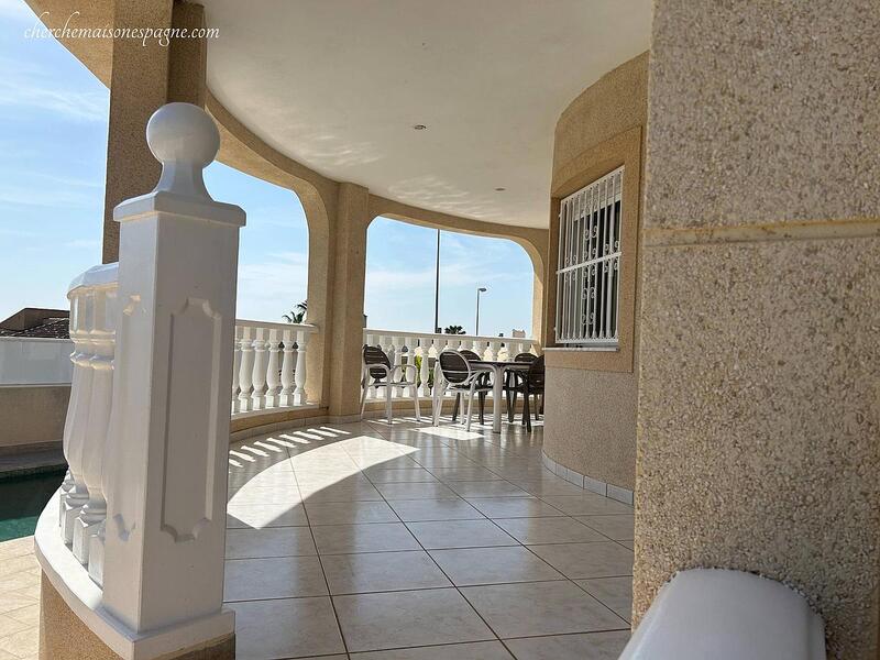 3 Cuarto Villa en venta