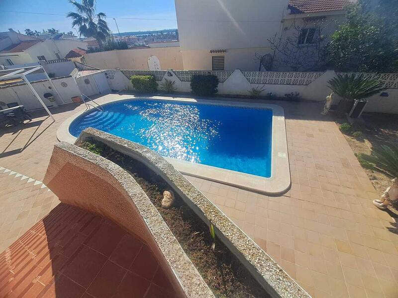 5 bedroom Villa for sale