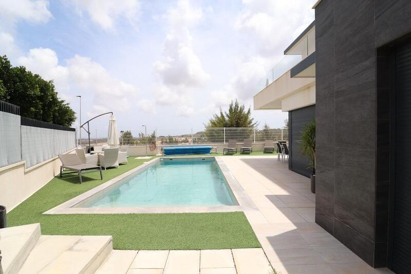 3 bedroom Villa for sale