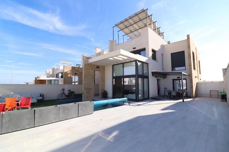 Villa à vendre dans Orihuela Costa, Alicante