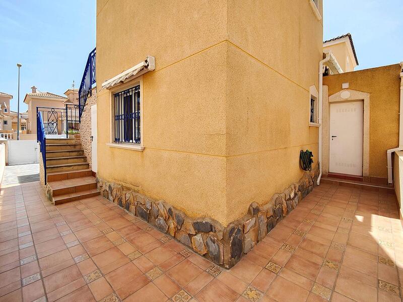 3 bedroom Townhouse for sale