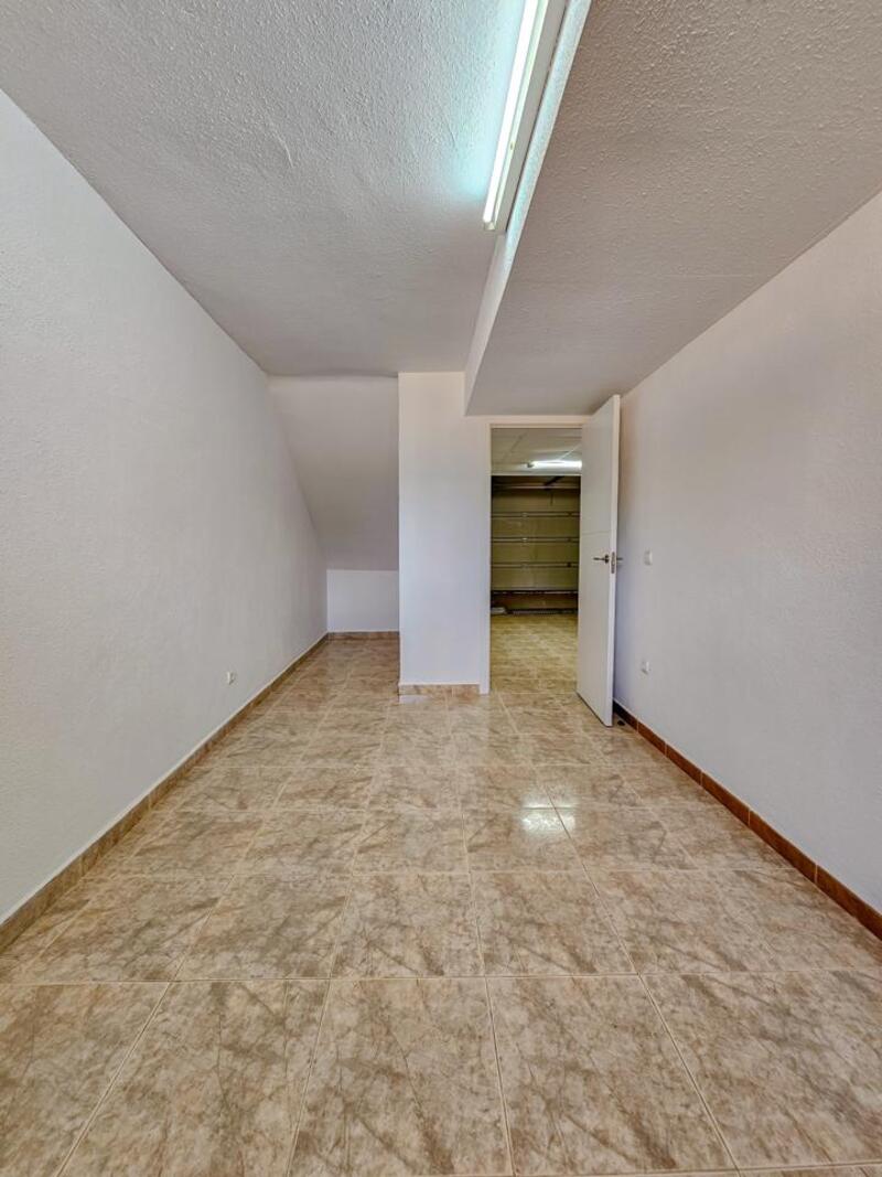 7 Cuarto Villa en venta