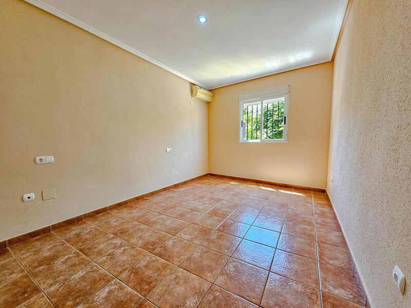 7 Cuarto Villa en venta