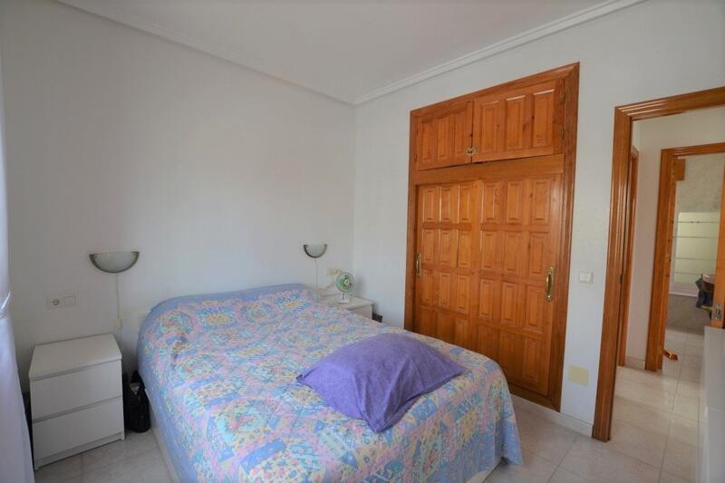 2 Cuarto Villa en venta