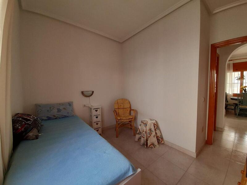 2 Cuarto Villa en venta