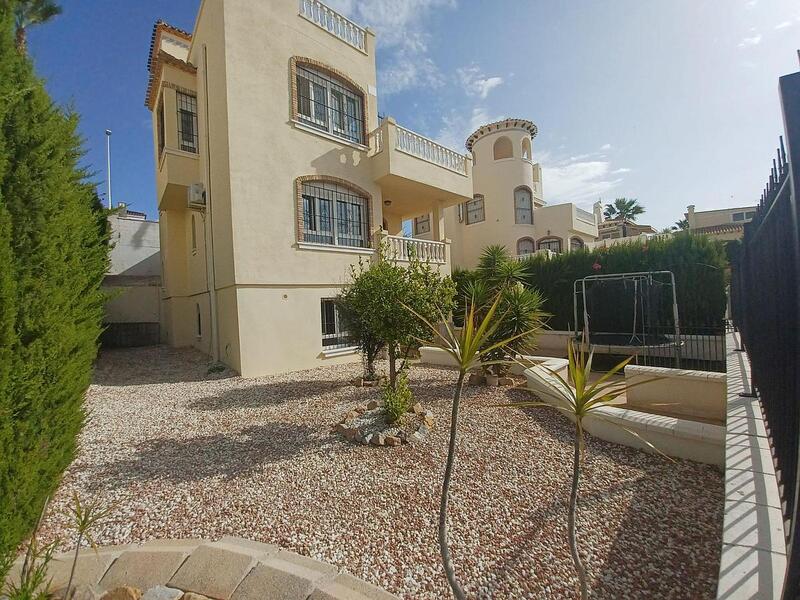 3 bedroom Villa for sale