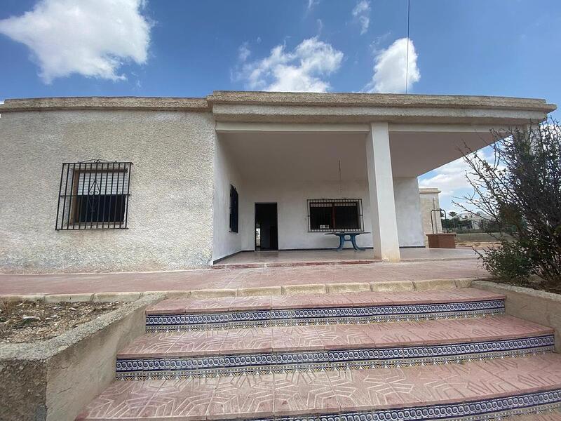 4 Cuarto Villa en venta