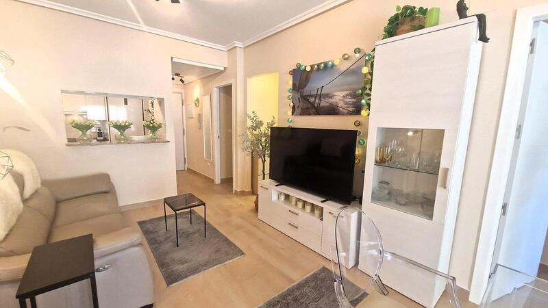 Apartment for sale in Torrevieja, Alicante